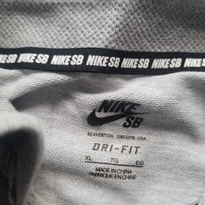 Nike SB DriFit polo. Mens XL